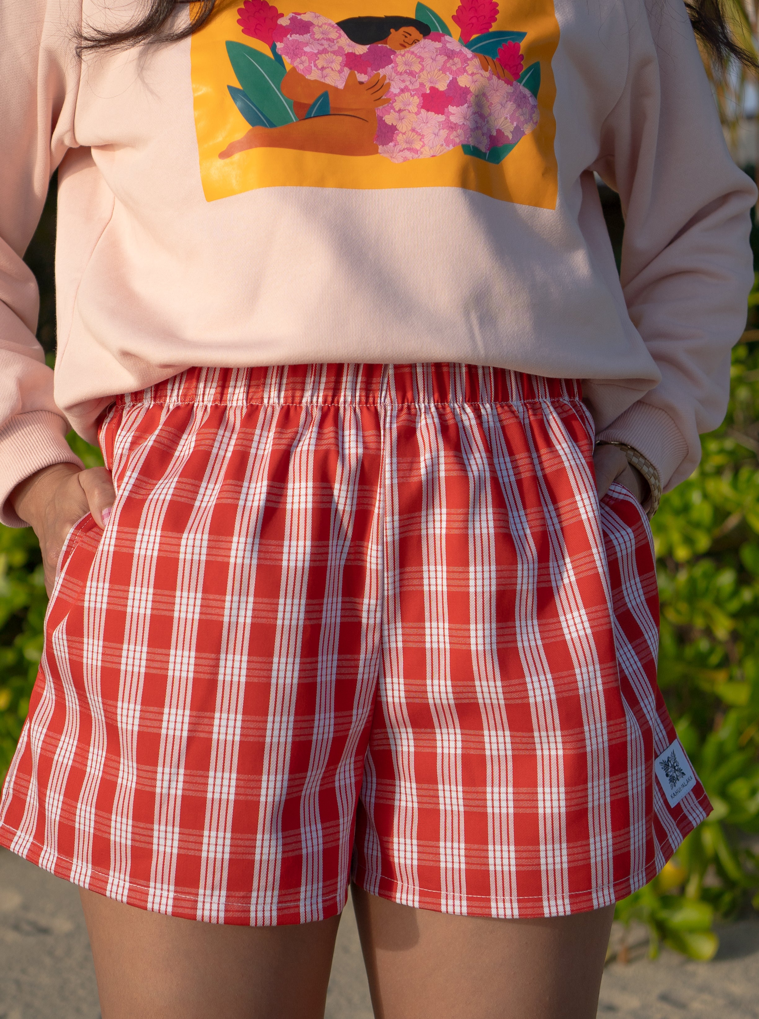 Wahine Holoholo Shorts 2.0 - Lehua