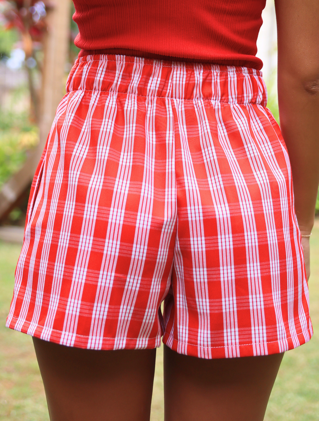 Wahine Holoholo Shorts 2.0 - Lehua